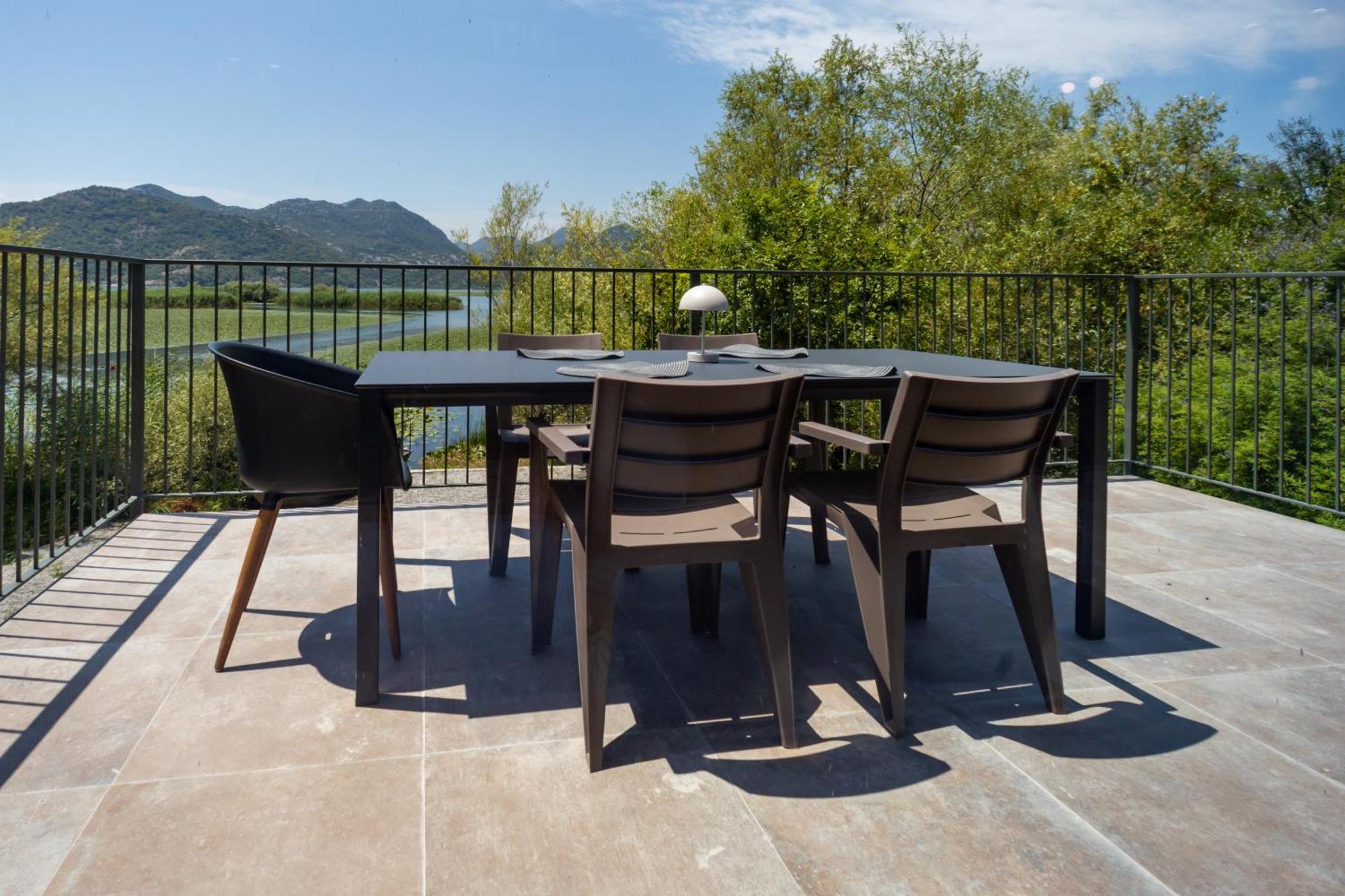House Buric Apartment Vranjina